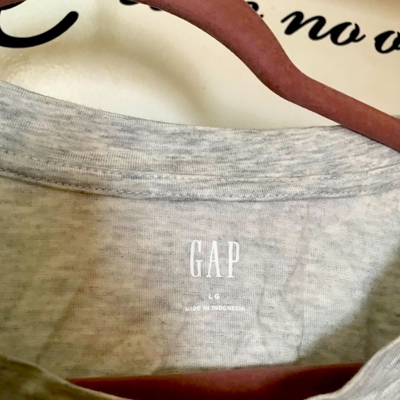 Crop top - Picture 1 of 3